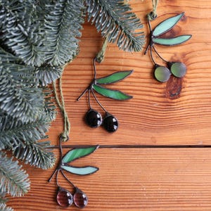 Stained Glass Olive Branch Sun Catcher, Handmade Glass Ornament, Botanical Window Decor, Mediterranean Inspired Hanging